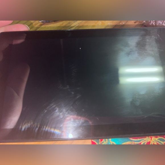 Fire 7 Amazon tablet for sale - Picture 2 of 5